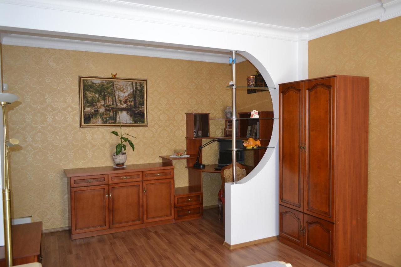 Executive Suite In The Centre Ternopil Esterno foto