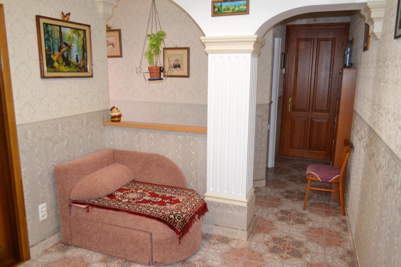 Executive Suite In The Centre Ternopil Esterno foto