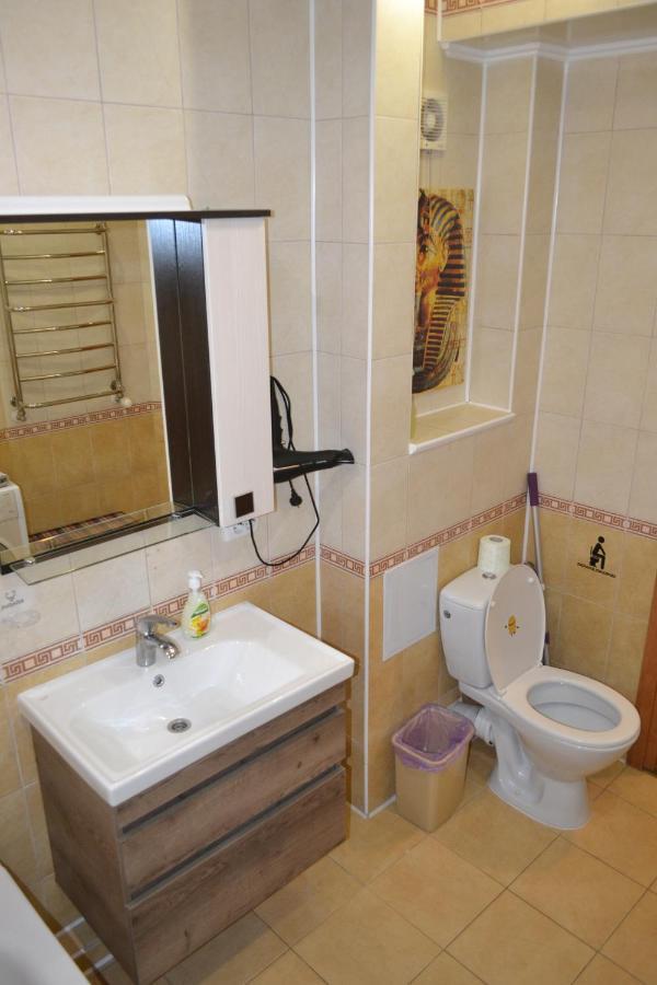 Executive Suite In The Centre Ternopil Esterno foto