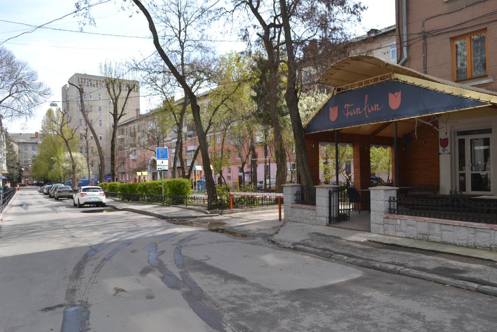 Executive Suite In The Centre Ternopil Esterno foto